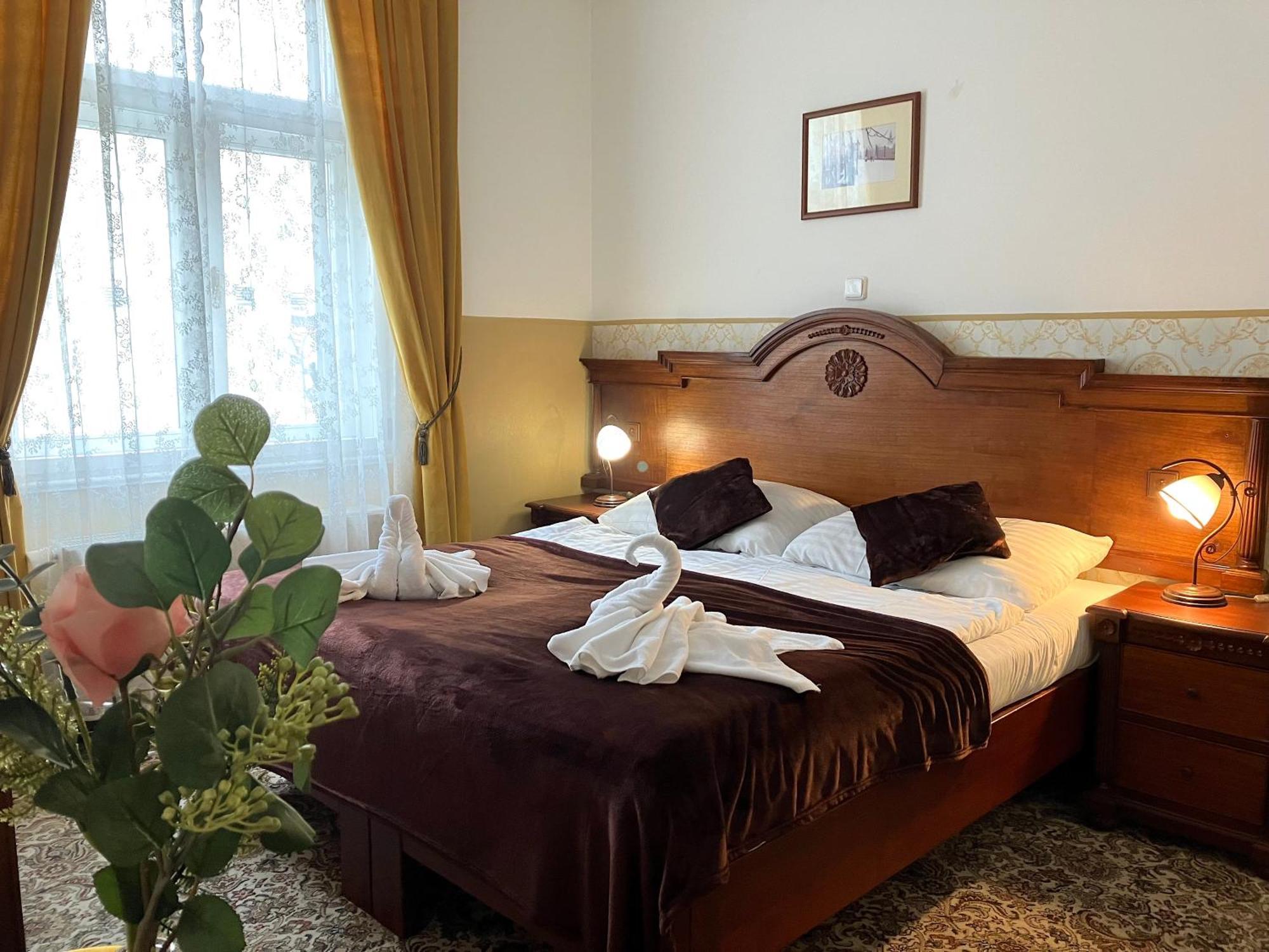 Liliova Old Town Отель Прага